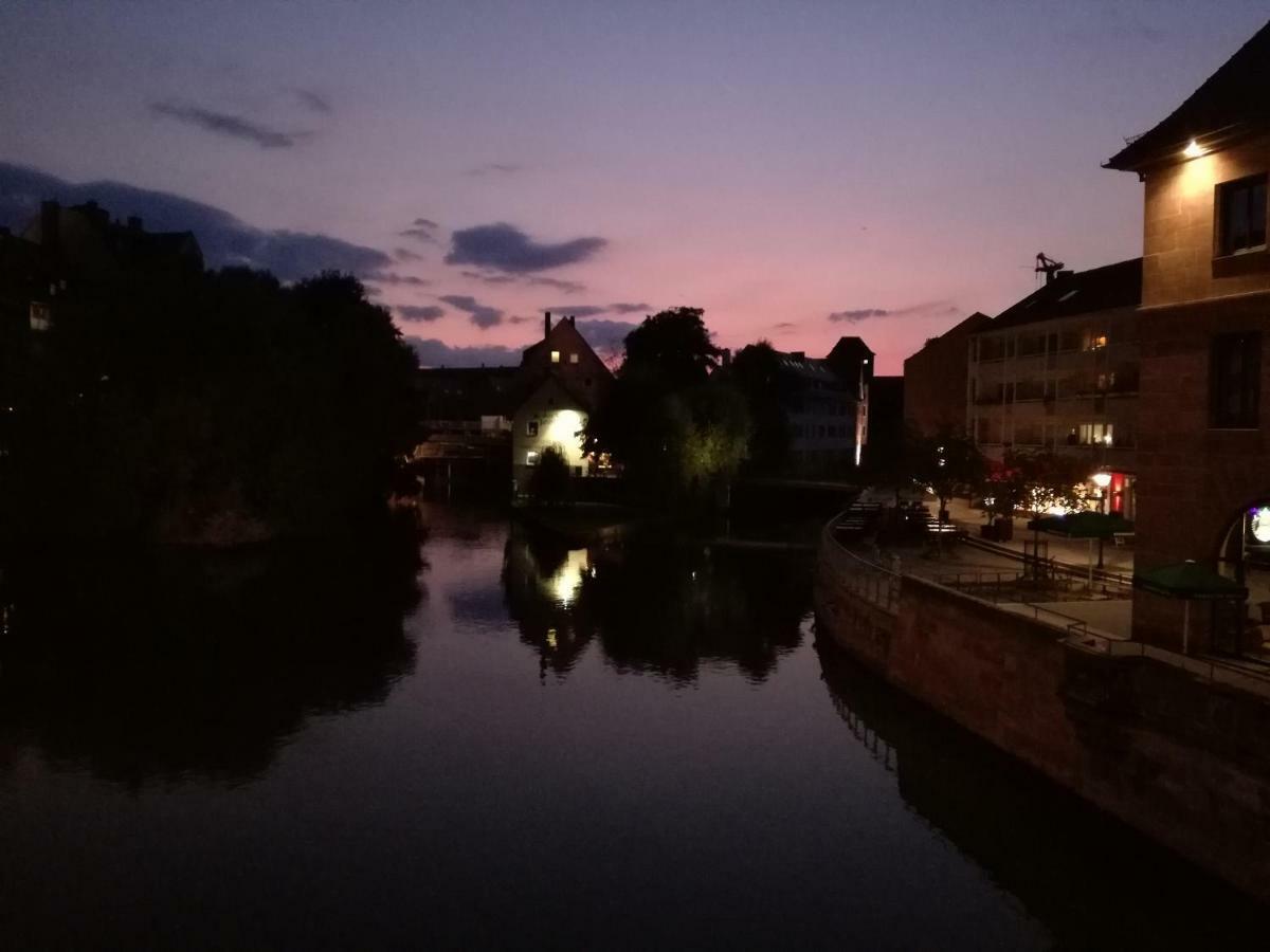 Ferien - Und Messewohnung Am Woehrder See Nuremberga Exterior foto